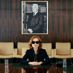 Special "Premiere": DIE REICHSTE FRAU DER WELT (OmU)