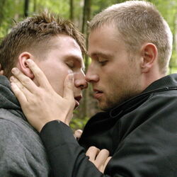 Special "Queerblick": FREIER FALL (NEUER CUT)